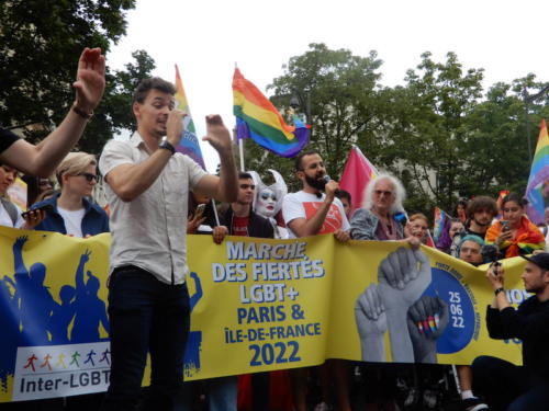 Prises de parole lors de la Marche des Fiertés LGBT+ Paris 25/06/2022