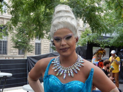 Nicky Doll invitée de la Marche des Fiertés LGBT+ Paris 25/06/2022