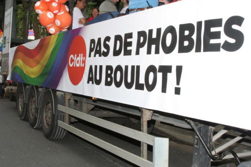 Char à la Marche des Fiertés LGBT+ Paris 25/06/2022